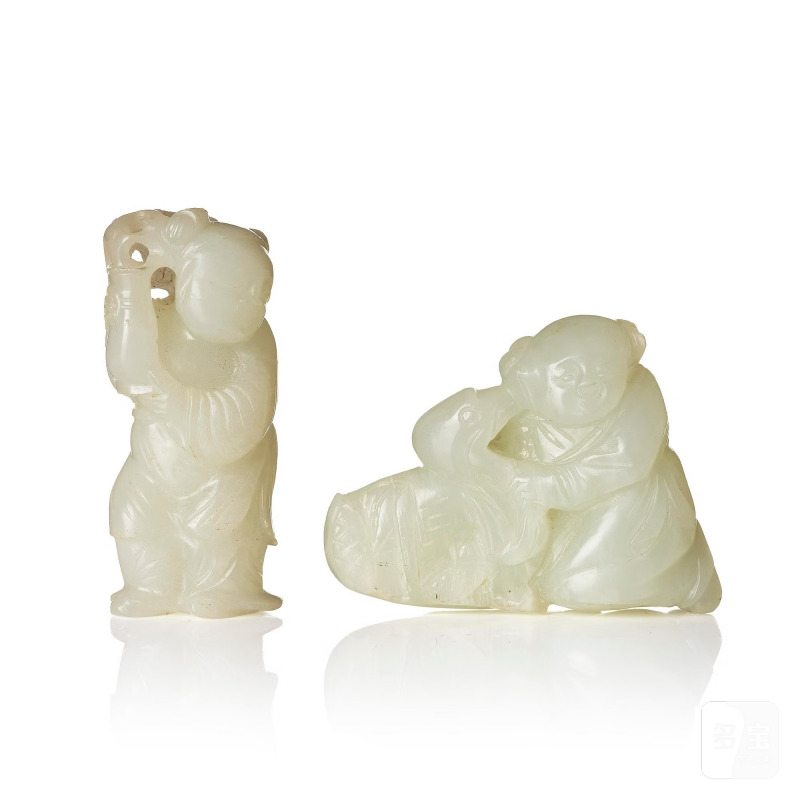 Two well sculptured pale celadon jade figures of boys, - 图1